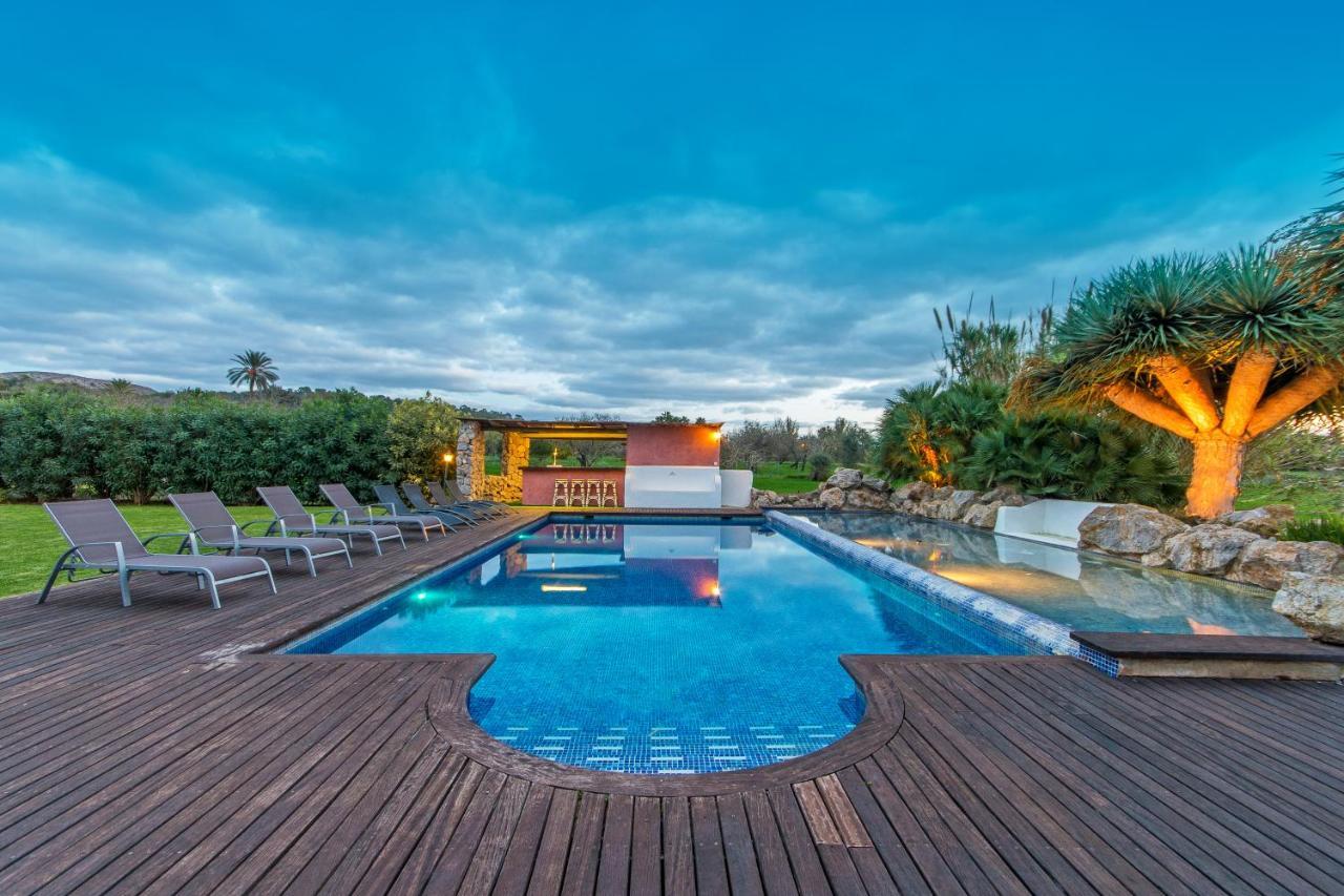 Mar - With Spectacular Pool Area & Bar